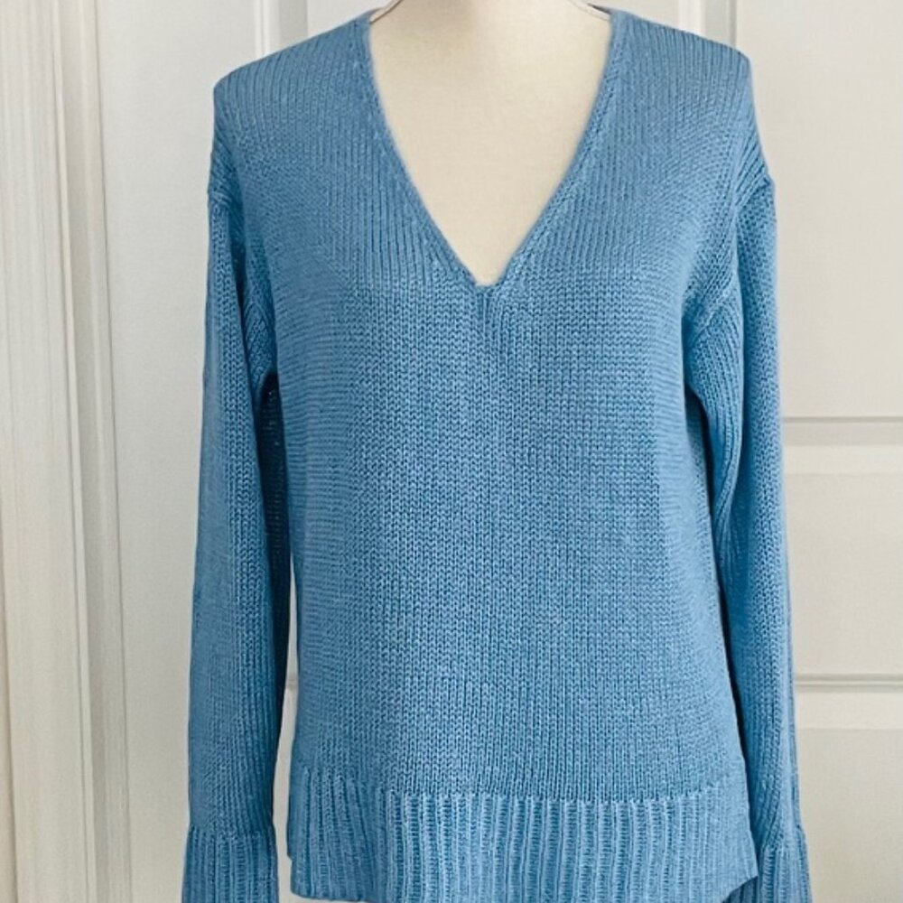 THEORY "SAG HARBOR" ISLE BLUE LINEN V NECK SWEATER - SIZE SMALL- TAGS ON